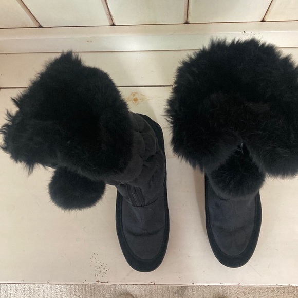 COACH Black Theona Rabbit Fur Snow Boots Size 7.5 EUC - Picture 11 of 16